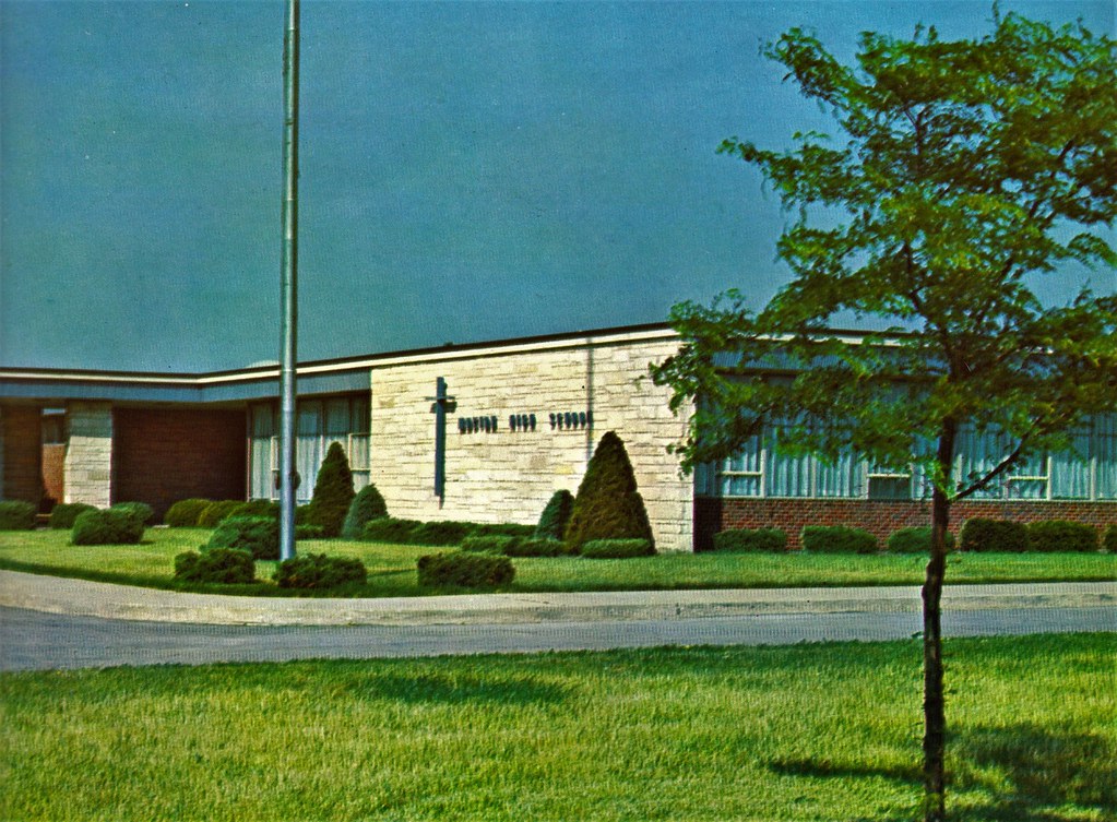 Marian Catholic High School in 1964 Chicago Heights, Illin… Flickr