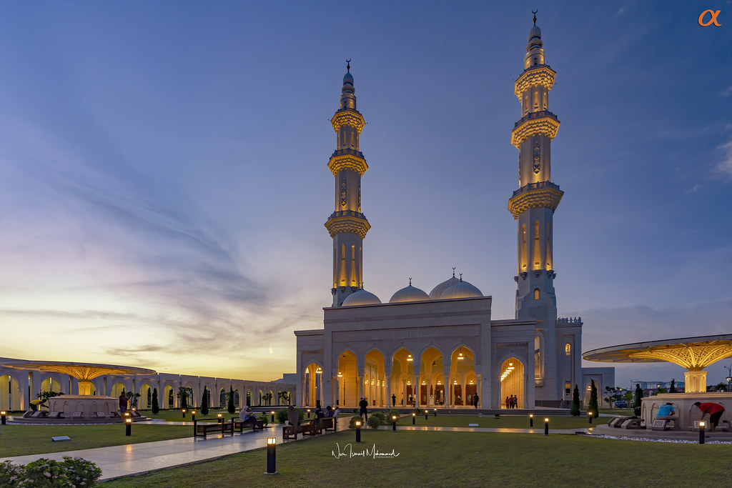 Masjid Sri Sendayan, Negeri Sembilan Masjid Sri Sendayan, … Flickr