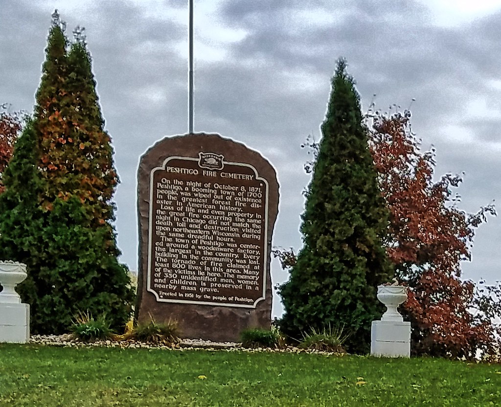 Peshtigo Fire Cemetery Peshtigo WI (2) nrhp 70000037 T… Flickr