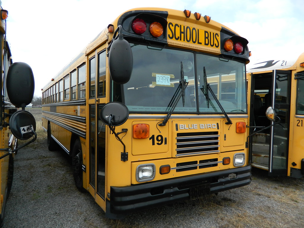 exMarion City Schools 19 (2) Cardinal Bus Sales Lima, O… Flickr