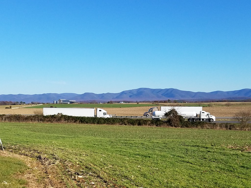 view near Weyers Cave, Virginia including Blue Ridge Mount… Flickr