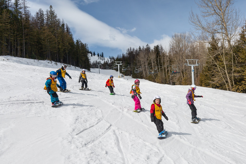 Fernie Alpine Resort Winter Sports School Photo by Nick Na… Resorts