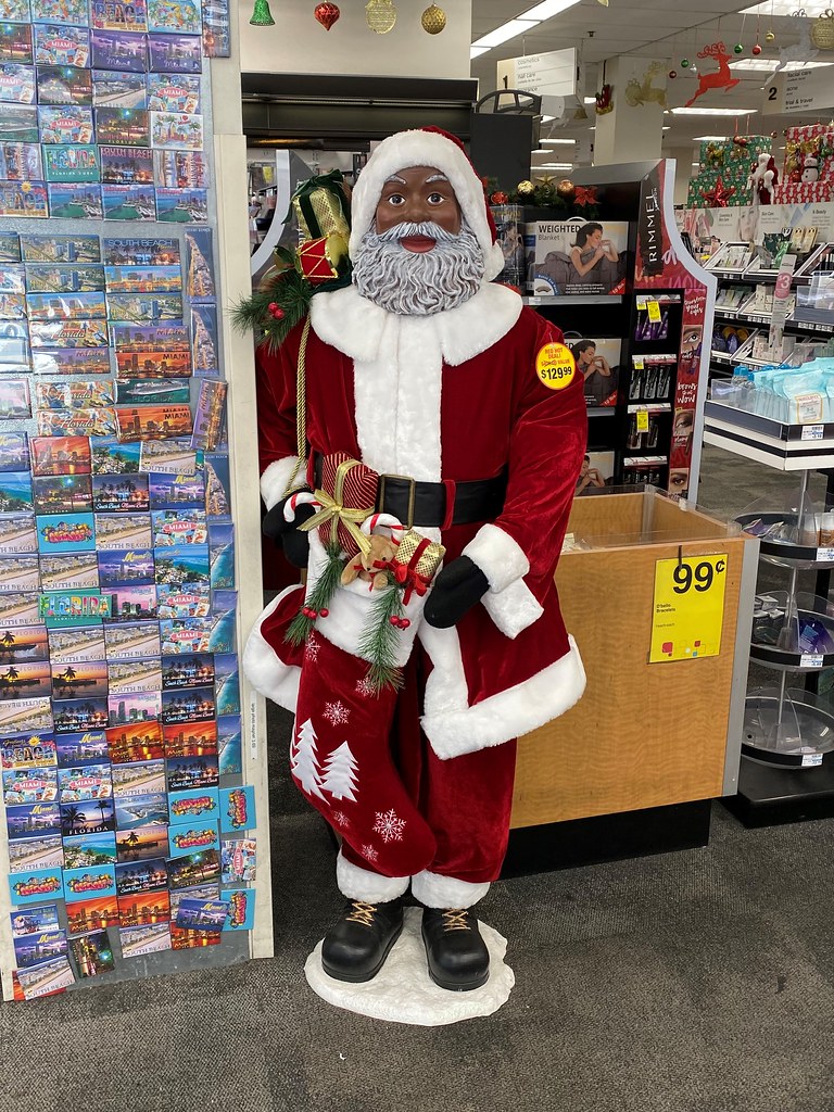 Black Santa CVS a photo on Flickriver