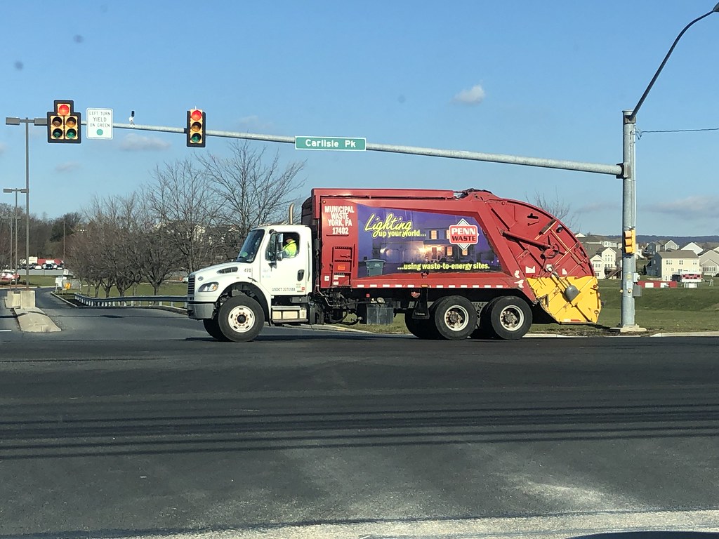 Penn Waste 470 One of the last M2s from Penn Waste lookin … Flickr