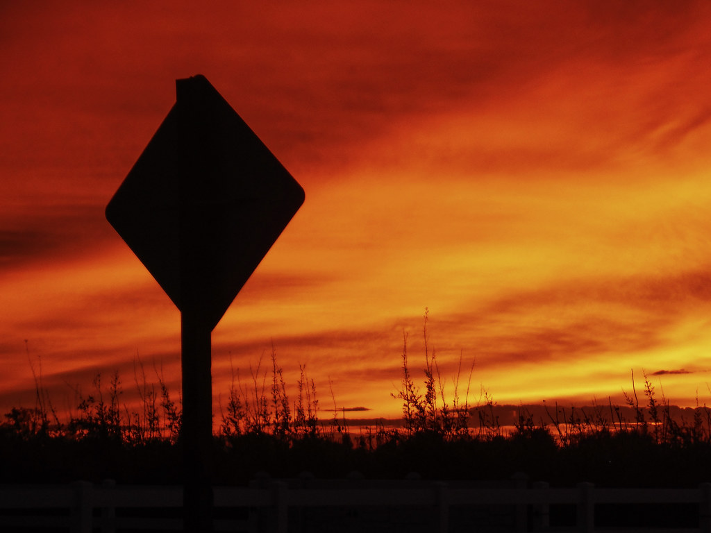 Flint Avenue Sunset Hanford, California December 1, 20… Flickr