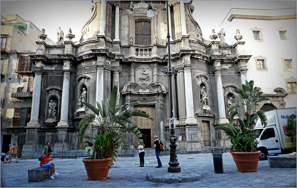 Église SainteAnnedeMiséricorde, Piazza Sant'Anna, Paler… Flickr