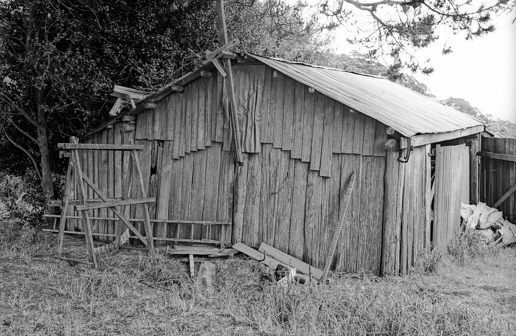 MOUNT MACEDON STRAWS LANE off, FERNDALEMRHLS 1992 sheet 4… Flickr
