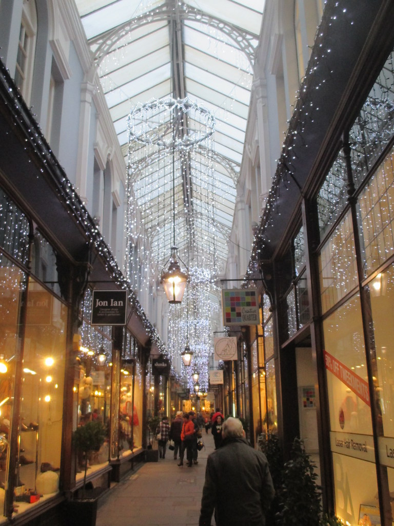 Cardiff Christmas. Christmas lights and decorations arou… Flickr