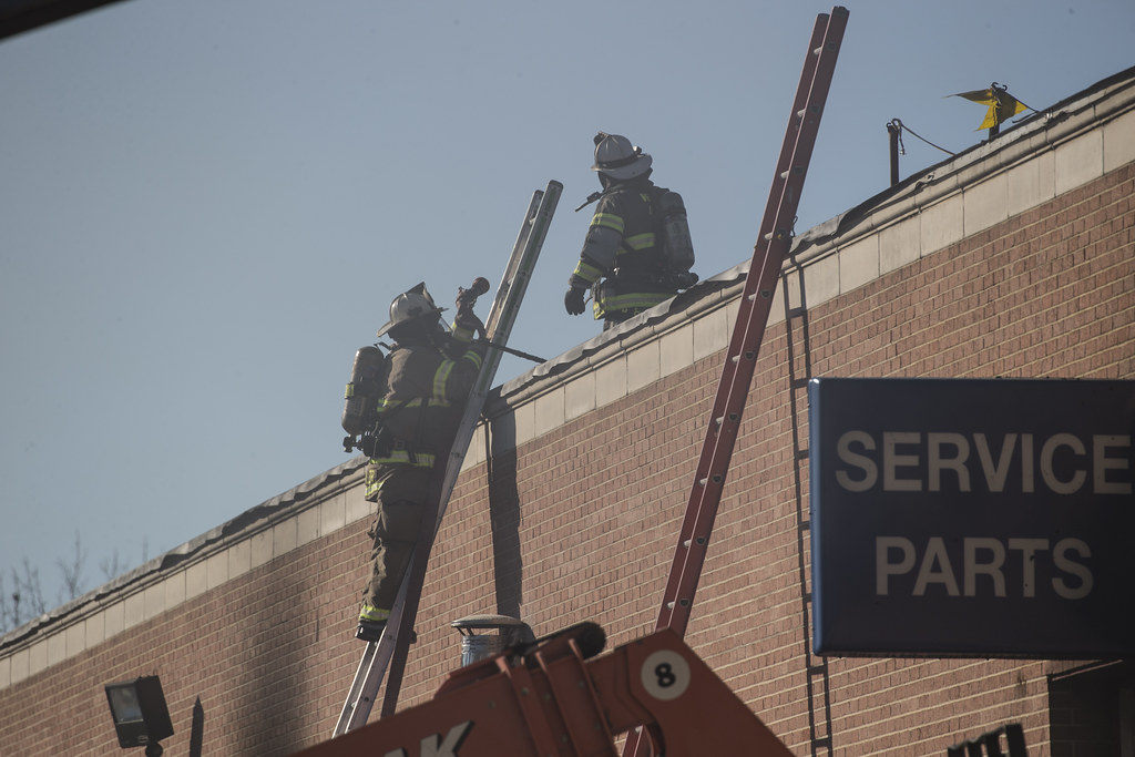 C34P9208 Fire at Thomasson Ford, Charles Town WV December … Flickr