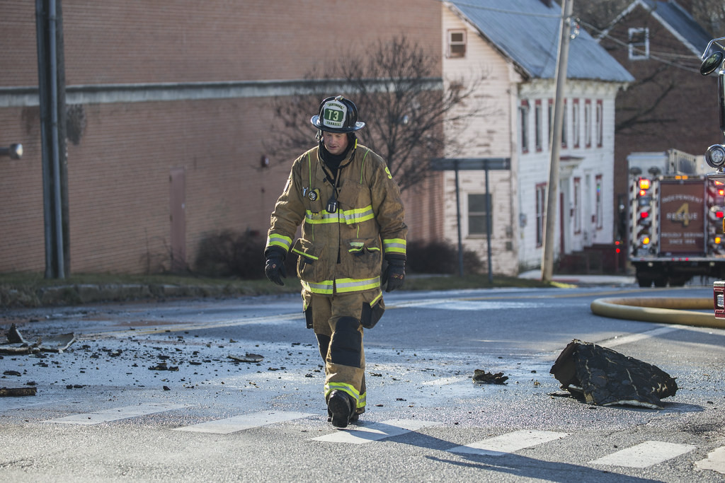 C34P9182 Fire at Thomasson Ford, Charles Town WV December … Flickr