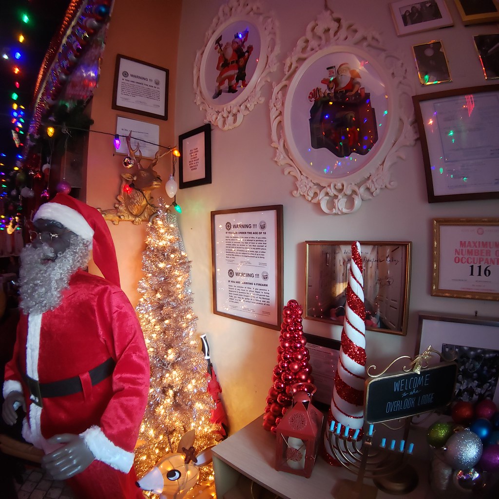 Christmas in Pleasant Ridge. T+G