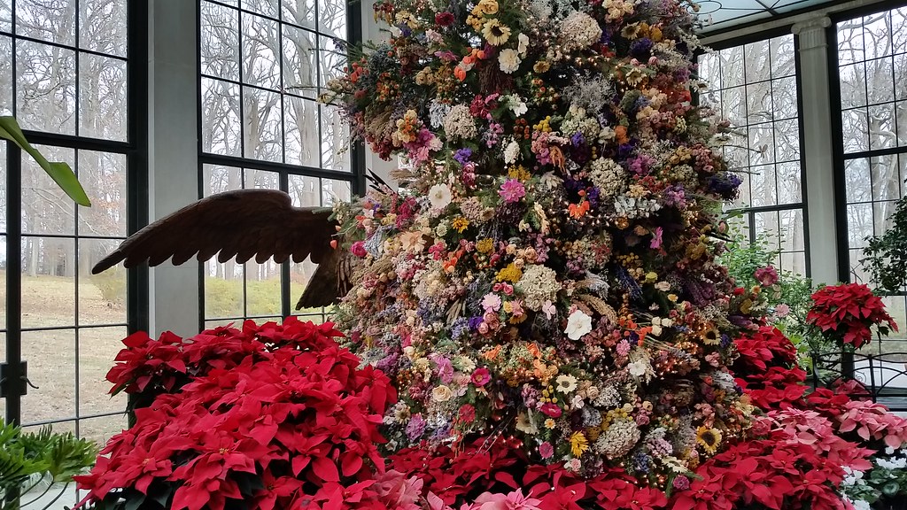 Winterthur Yuletide Dried Flower Christmas Tree (middle) Flickr