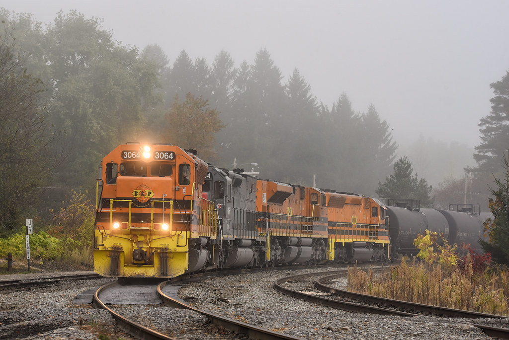 B&P East Salamanca, NY on 10152019. S/B B&P SIRI depar… Flickr