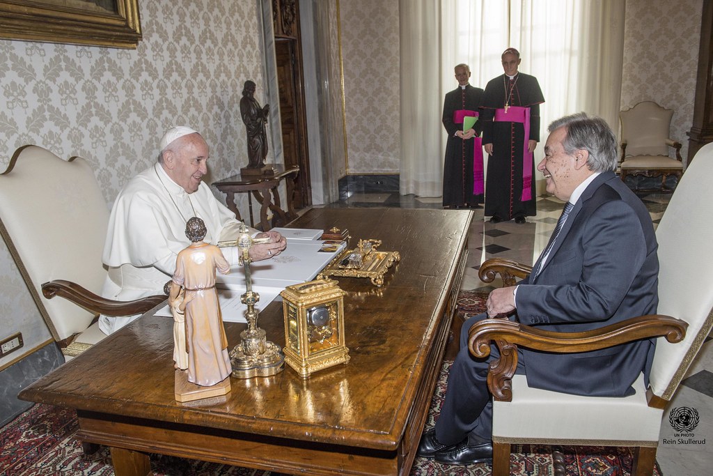 SecretaryGeneral meets Pope Francis SecretaryGeneral Ant… Flickr