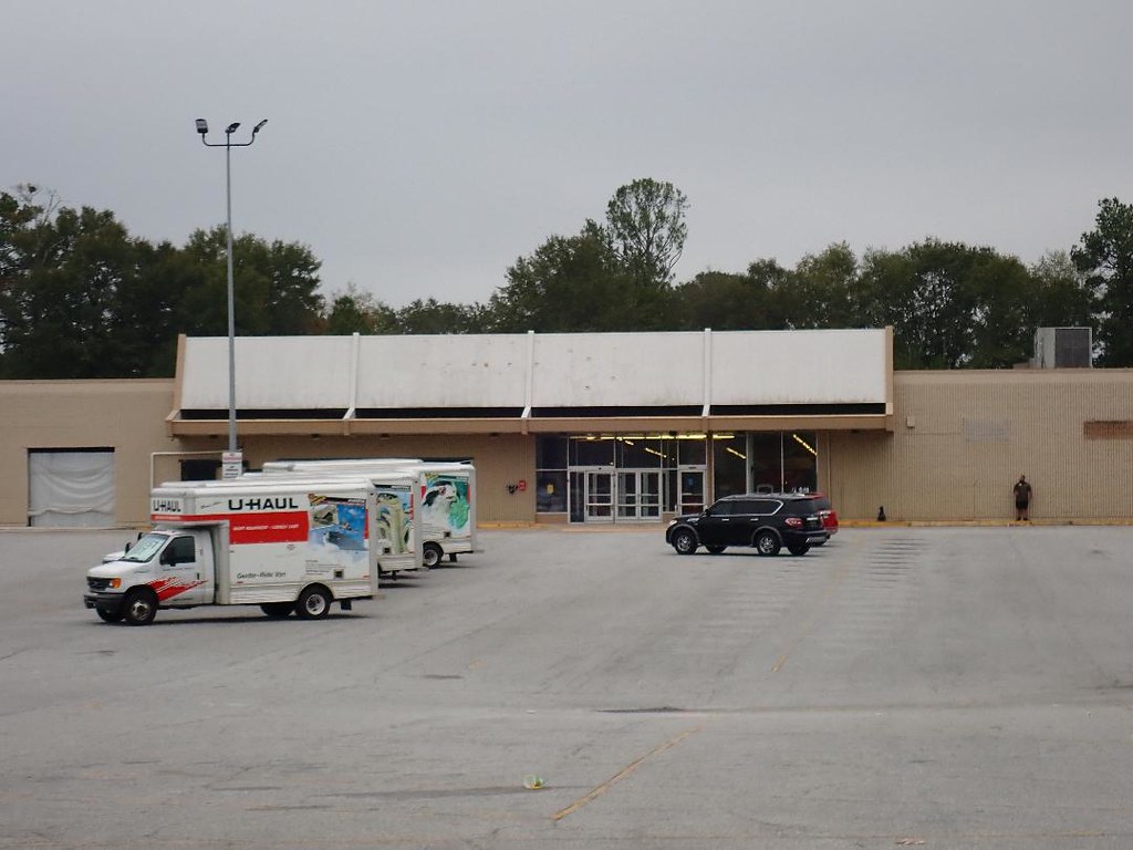 Kmart Airport Thruway, Columbus, GA I was not the person… Flickr