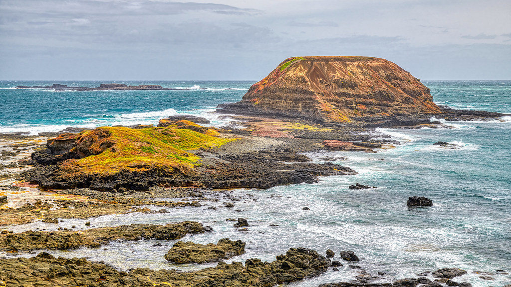 Seal Rocks Seal Rocks (beyond The Nobbies) is one and a ha… Flickr
