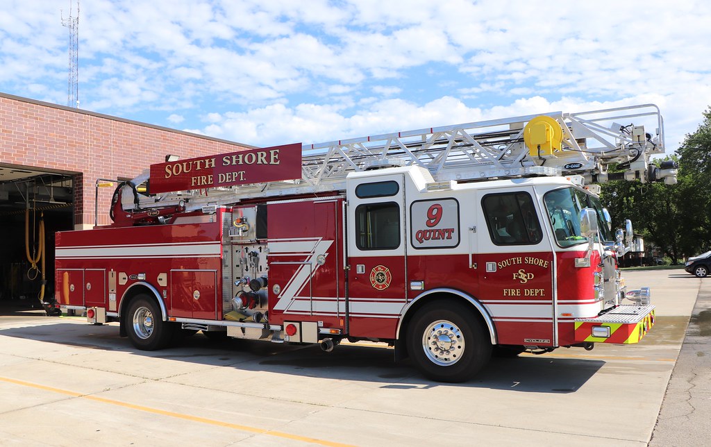 South Shore Fire Department A 2018 EOne Cyclone II fire t… Flickr