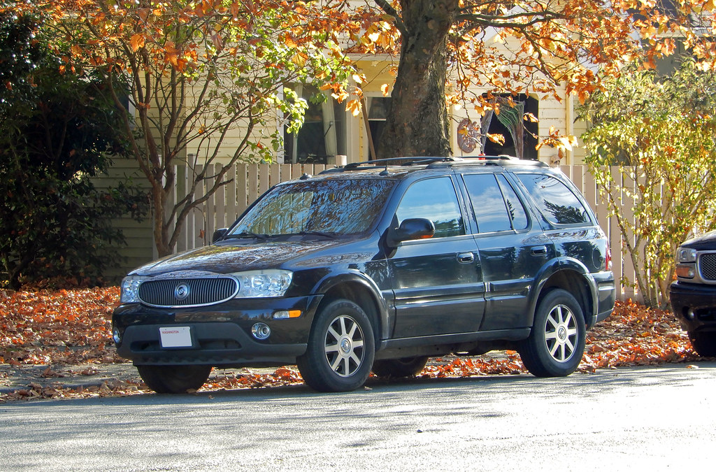 Buick Rainier (AJM CCUSA) 2004 Buick Rainier. Car Candid U… Flickr