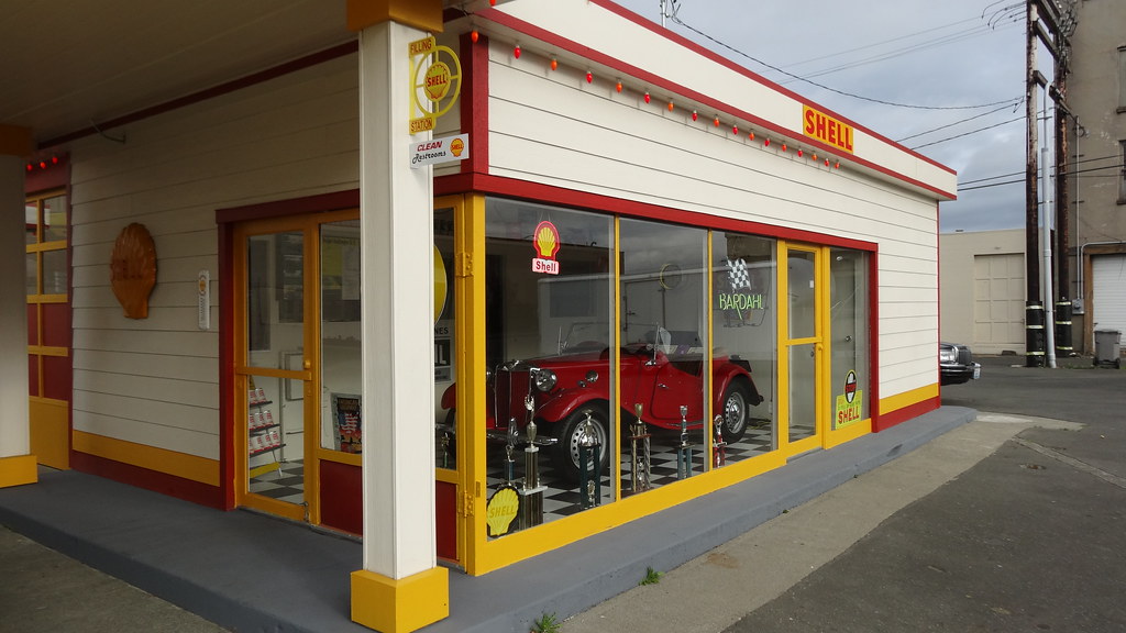 Restored Shell Gas Station, Aberdeen, WA (7) Aberdeen, WA(… Flickr