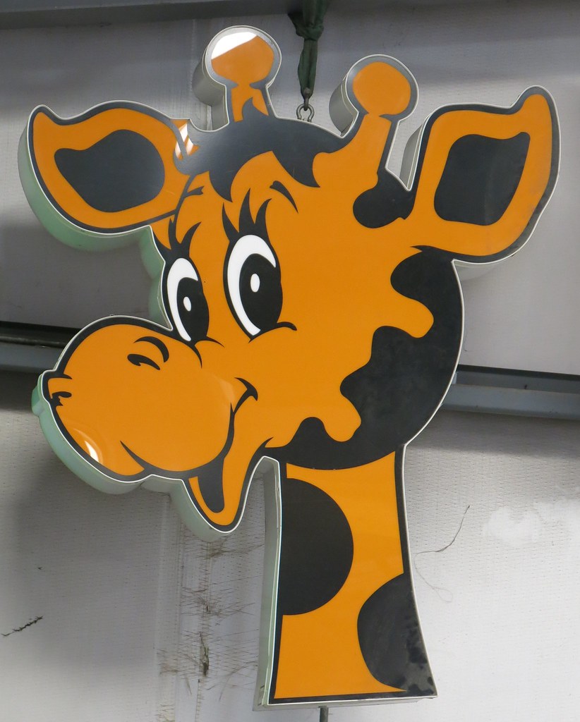 Geoffrey the Toys R Us Mascot Heather David Flickr