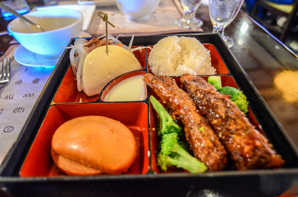 Nine Dragons Restaurant Review Wandering In Disney