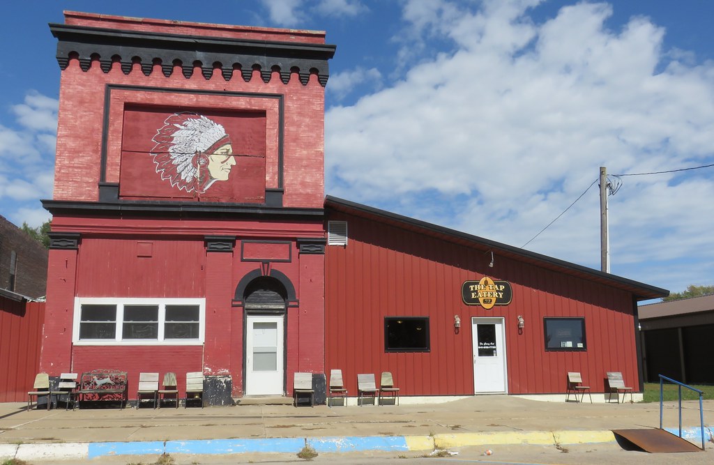 Storefront Building (Seymour, Iowa) Seymour is a small sou… Flickr