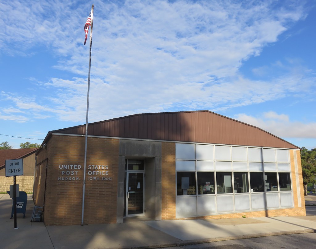 Post Office 50643 (Hudson, Iowa) Hudson, Iowa is a small t… Flickr