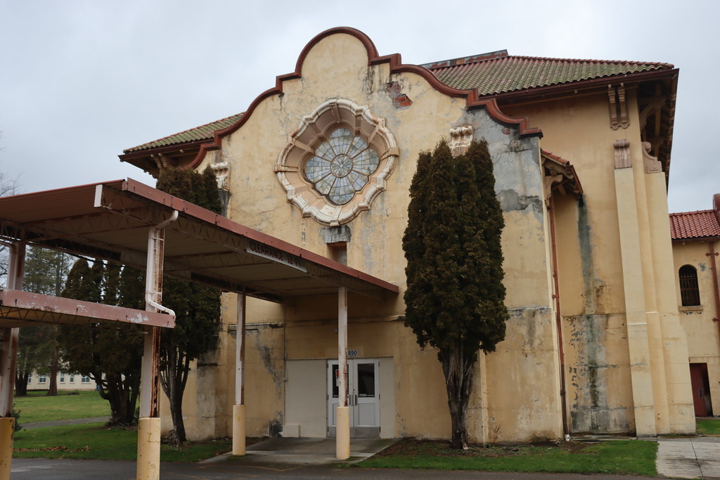 Flickriver Northern State Hospital, Sedro Woolley, WA pool