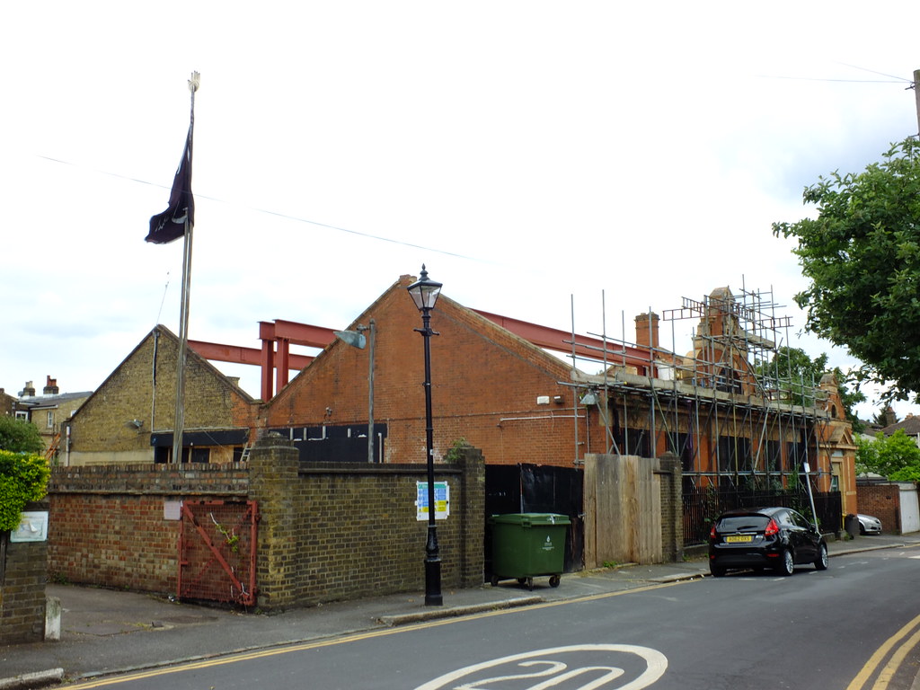 Formerly the Sorting Office Vestry Road Sorting Office (19… Flickr