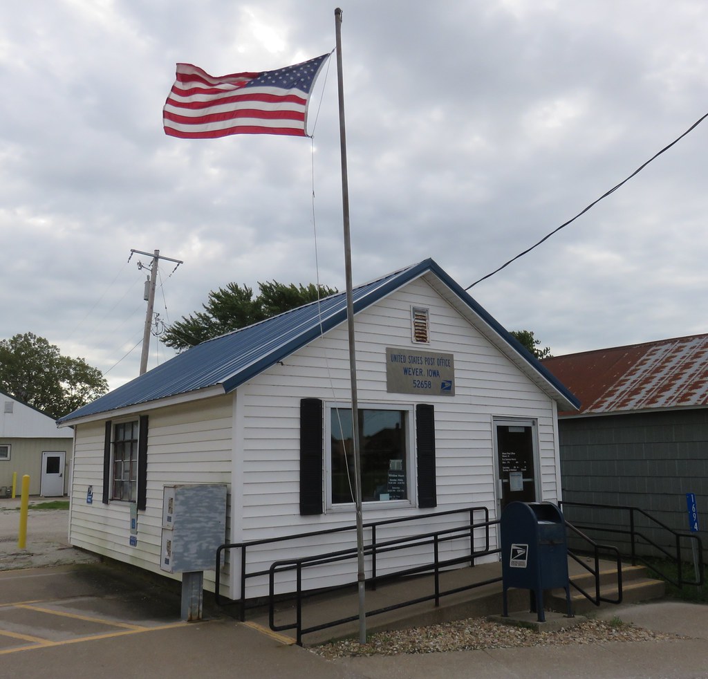 Post Office 52658 (Wever, Iowa) Wever, Iowa is a small uni… Flickr