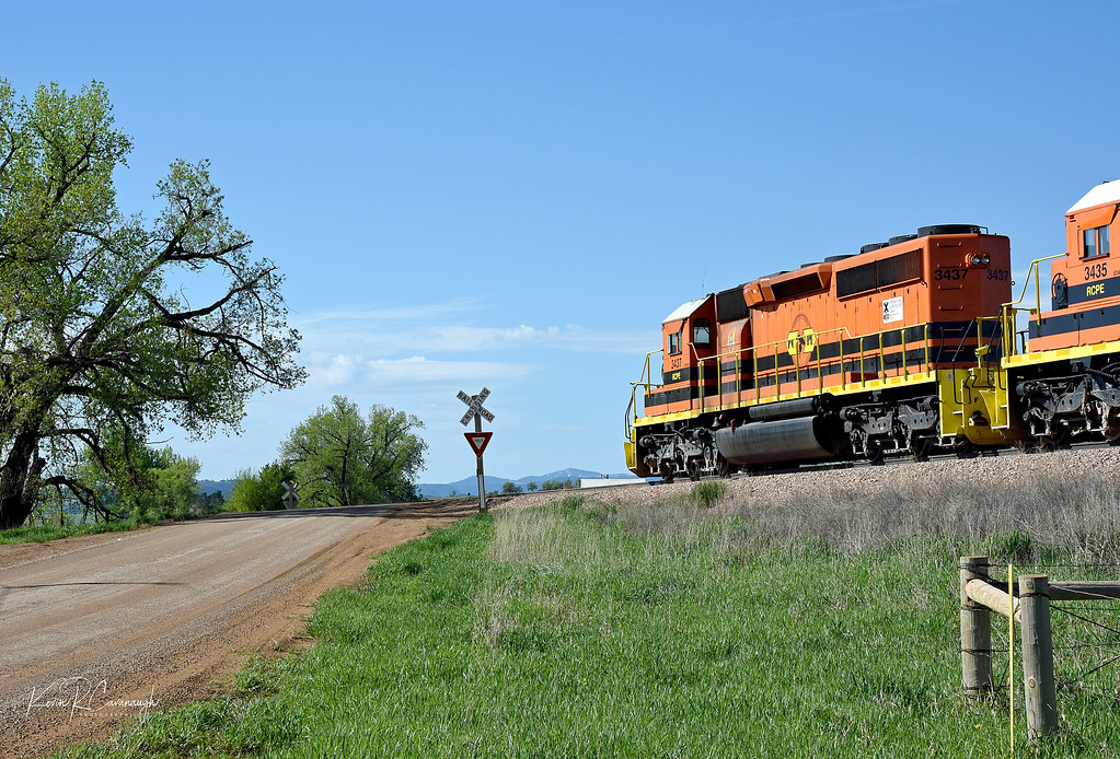 Waiting for a Crew The RCP&E's Belle Fourche to Rapid City… Flickr