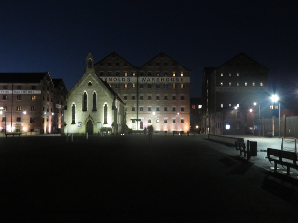 Night shot. Mariners Chapel. Hugh Trainer Flickr