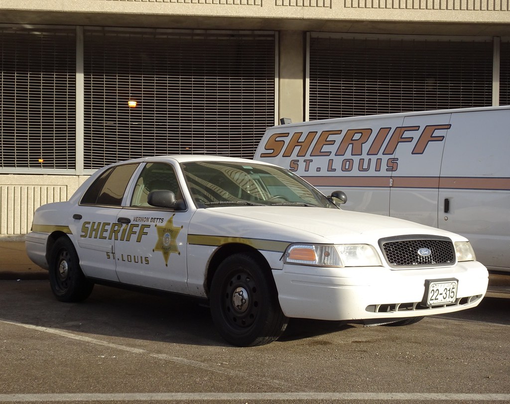 St. Louis Sheriff Department Ford Crown Victoria_DSC00480 … Flickr