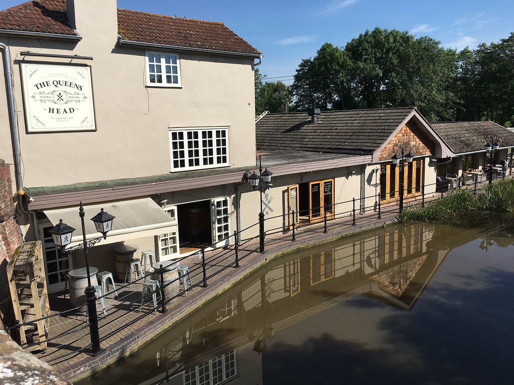 Queens Head Stoke Pound Bromsgrove Worcestershire. Flickr