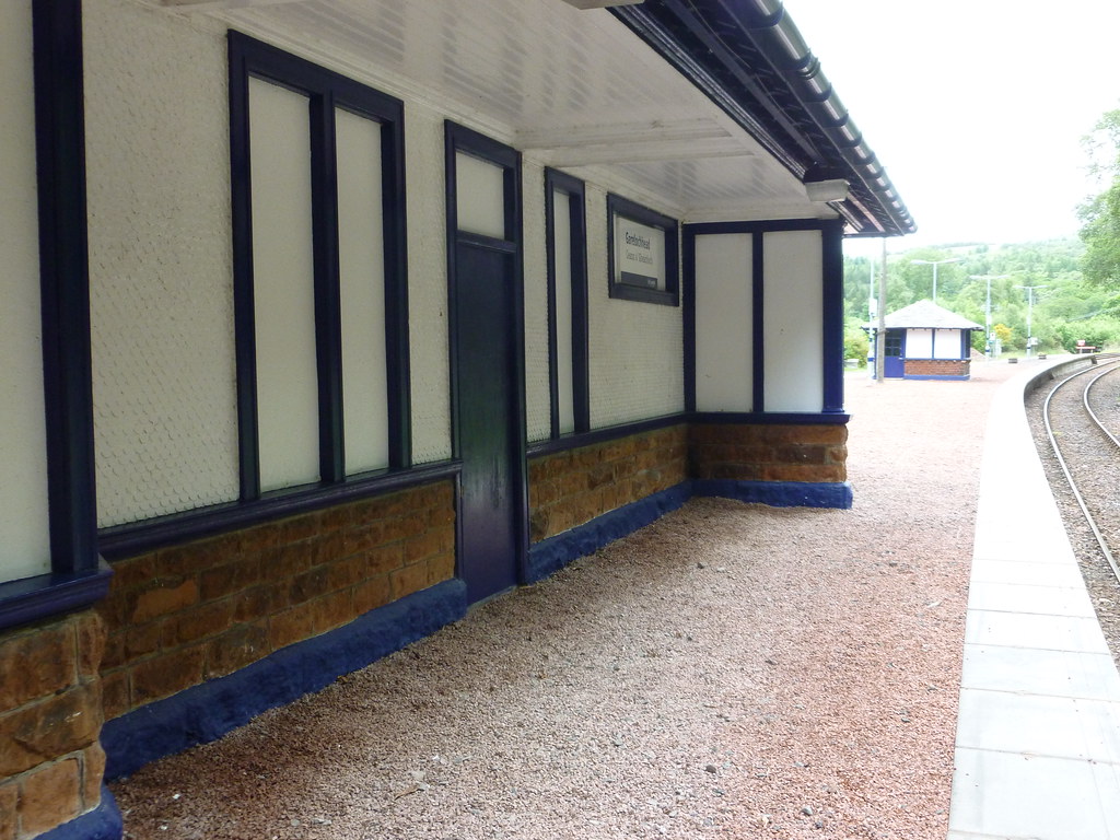 P1050234 Garelochhead SRDemus Flickr