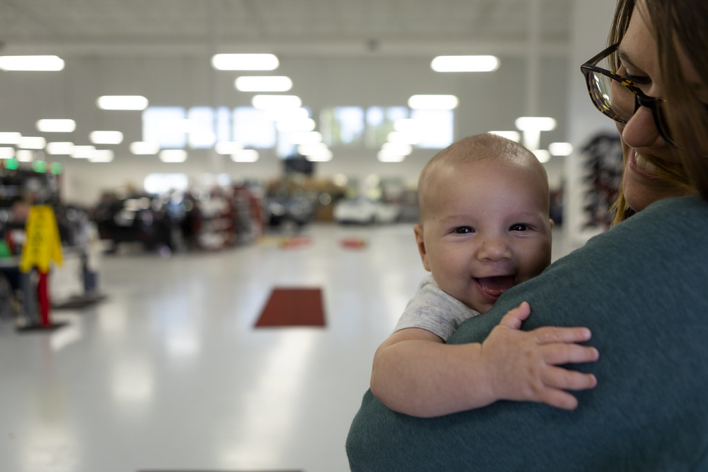 1021 Croz and Emily at Tesla service in Plano October 21 S… Flickr