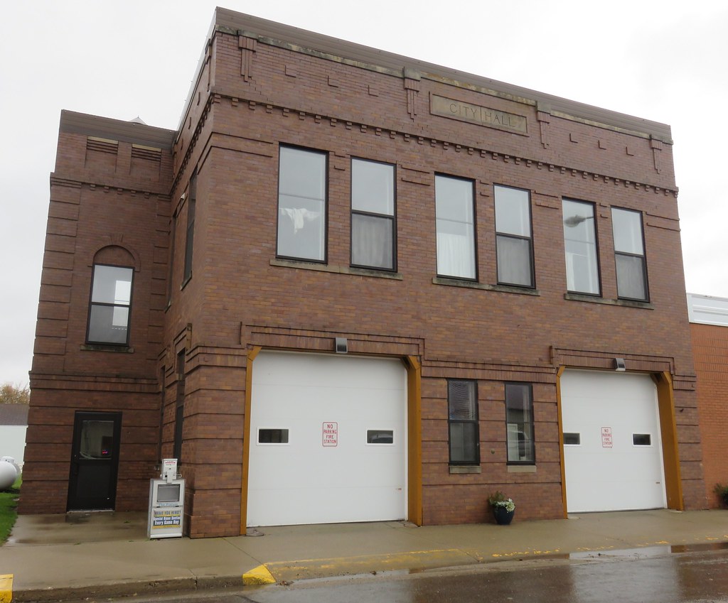Hope, North Dakota City Hall Hope, North Dakota is a small… Flickr
