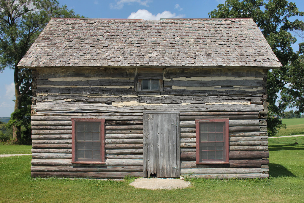 Pioneer Log Cabin rural Lanesboro, MN Tom McLaughlin Flickr