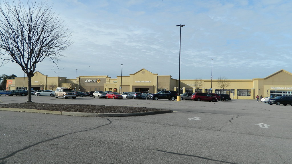 Walmart Walmart 3831 (201,989 square feet) 1098 Frederick… Flickr