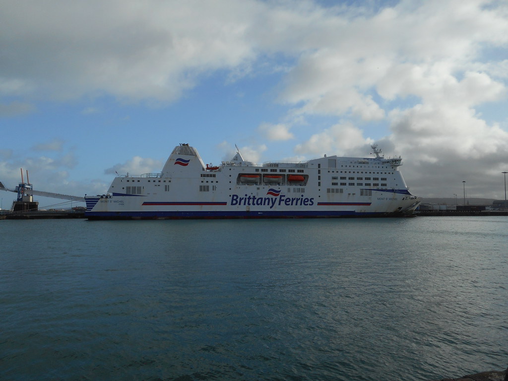 MV Mont St Michel ferry Brittany Ferries Construit en 2002… Flickr