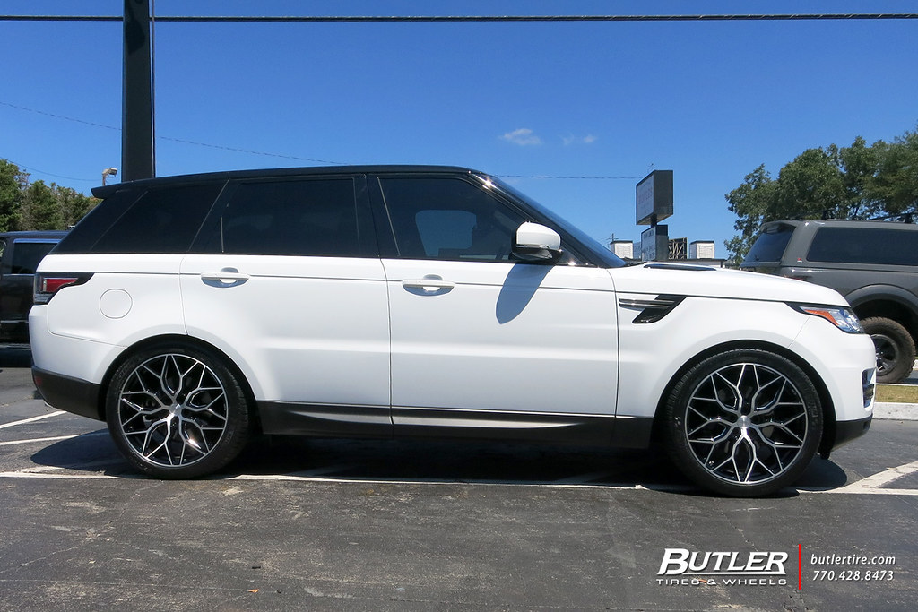 Range Rover with 22in Vossen HF2 Wheels and Michelin Pilot Sport AS3 Plus Tires a photo on