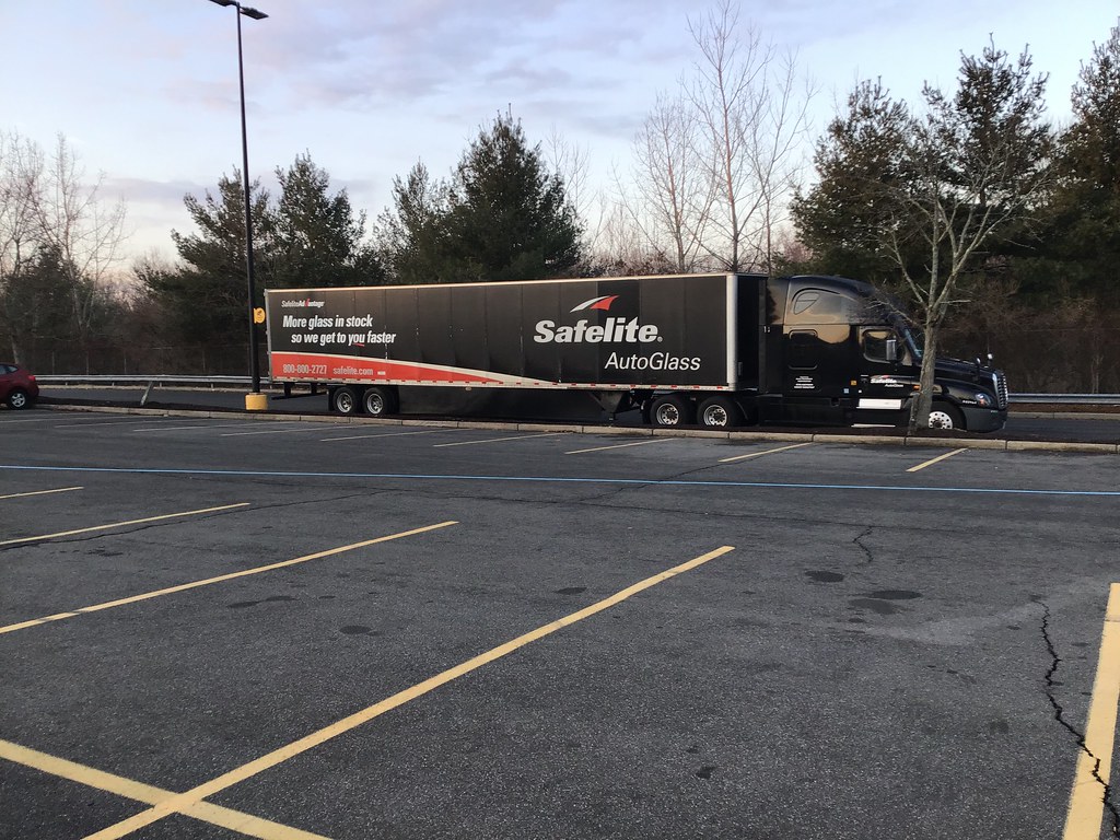 Safelite Auto Glass Safelite Auto Glass Truck, Pics by Mik… Flickr