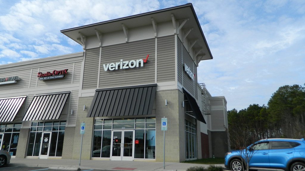 Verizon Verizon (1,625 square feet) 1009 Centerbrook Lane,… Flickr