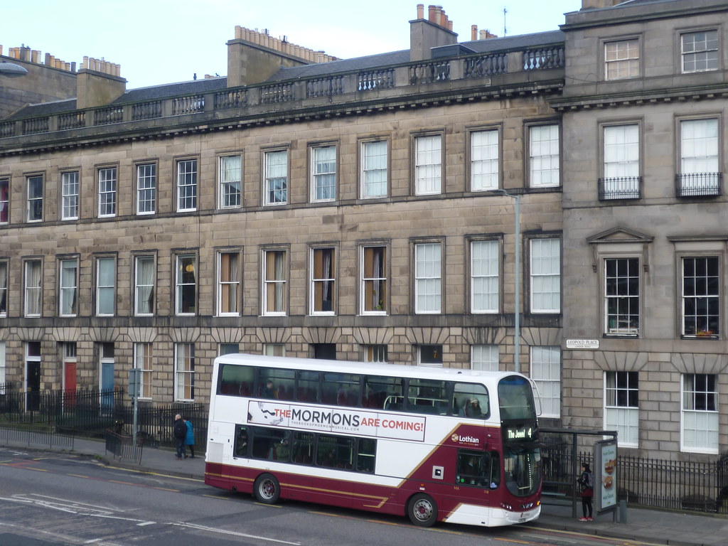 Lothian 1141 at Leopold Place, Edinburgh 1141 was captured… Flickr