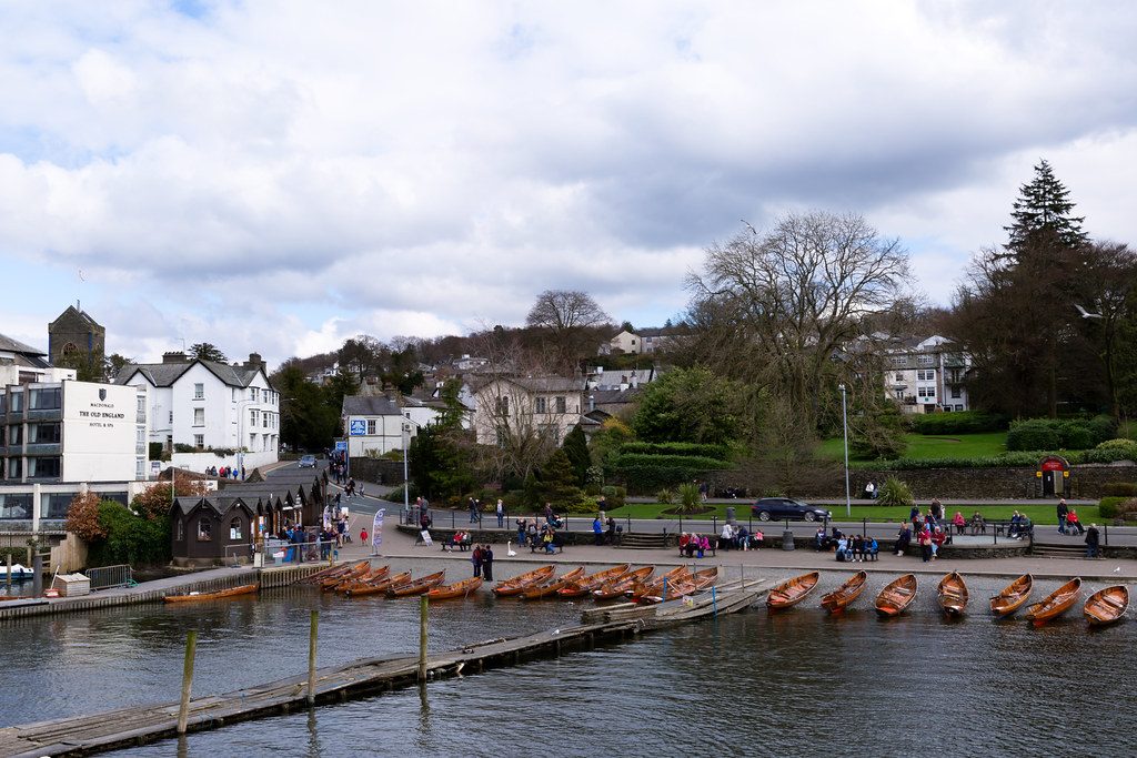 BownessonWindermere Boats  BownessonWindermere is a… Flickr