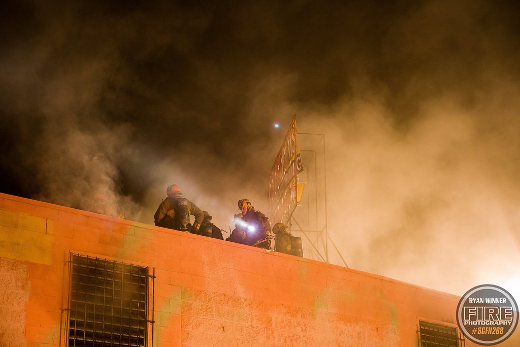 Downtown LA Commercial Fire Hampered By Fire Sprinklers Flickr