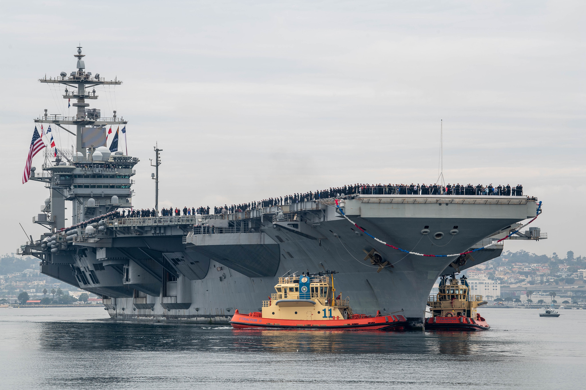 USS Abraham Lincoln arrives in San Diego after recordsetting