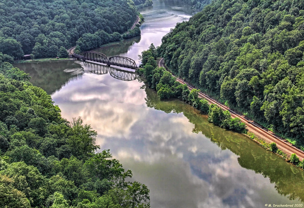 Overlook of the Cotton Hill Railroad Trestle at Hawks Nest… Flickr