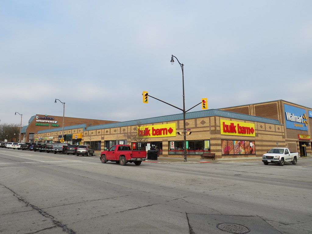 Tillsonburg Town Centre Downtown mall built in the 1980s o… Flickr
