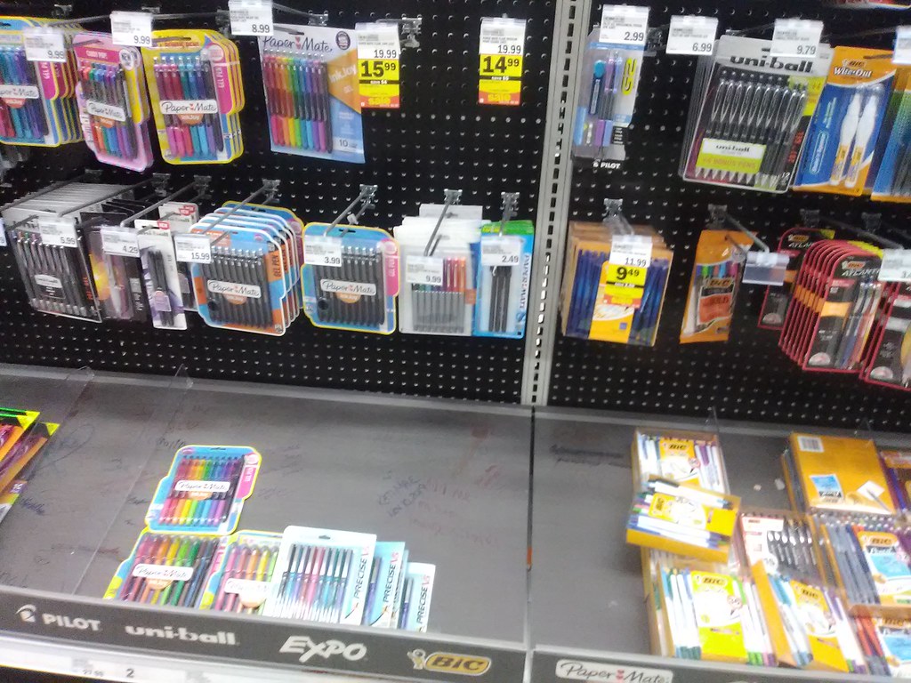 Meijer Gull Road, Kalamazoo Having opened in the 1960's,… Flickr